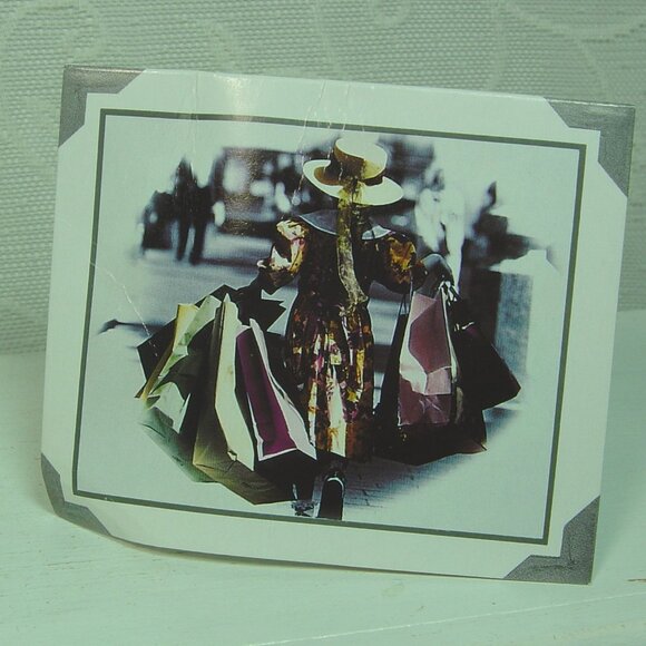 Kim Anderson Pretty as a Picture ornament-"It's in the Bag.. A Perfect Holiday" - Picture 4 of 5